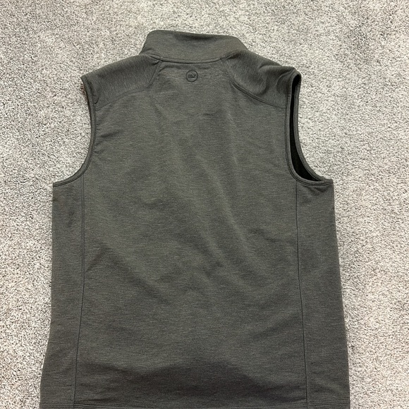 Men’s Vineyard Vines Performance Vest Size: M - Picture 3 of 3